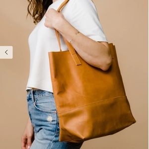 Mamuye Classic Tote in Cognac